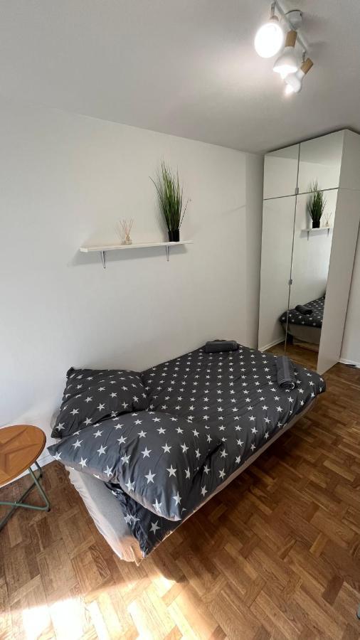 Warszawa Wola Pokoje Hostel Екстериор снимка