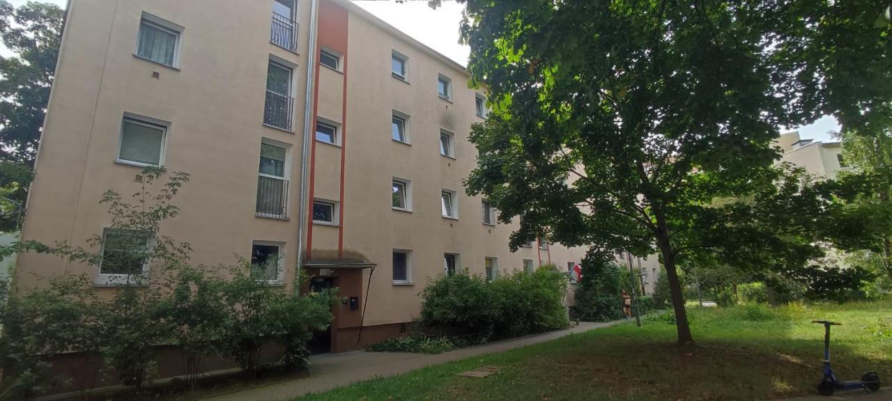 Warszawa Wola Pokoje Hostel Екстериор снимка